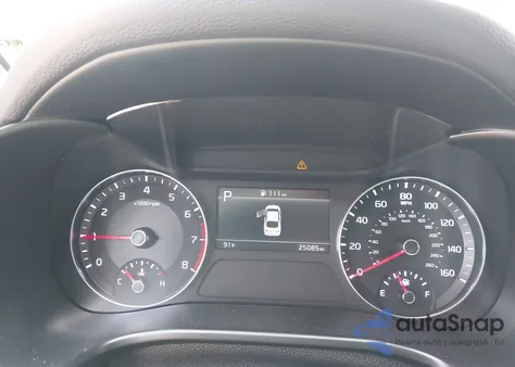 2024 Kia Forte Lxs z USA, uszkodzony, nr VIN 3KPF24AD0RE781877